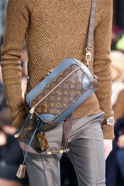 can guys wear louis vuitton bag